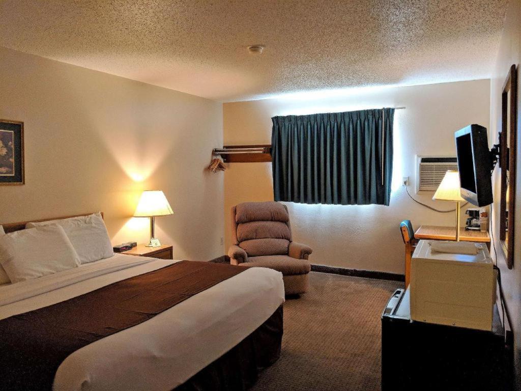 Americas Best Value Inn Torrington Buitenkant foto