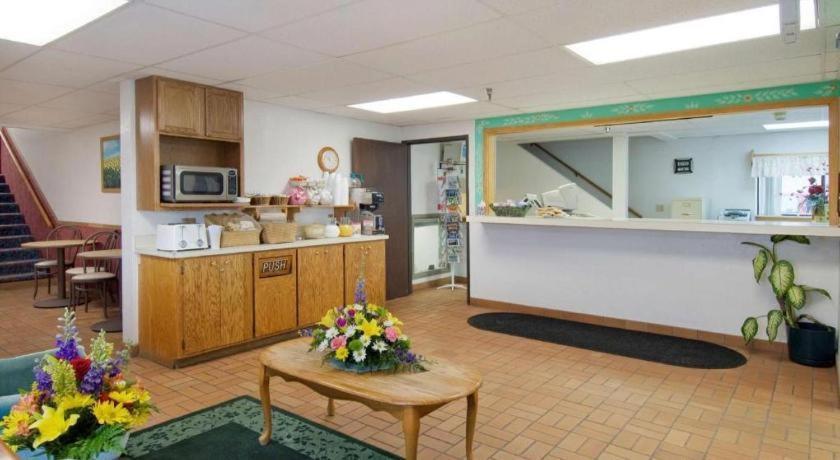 Americas Best Value Inn Torrington Buitenkant foto