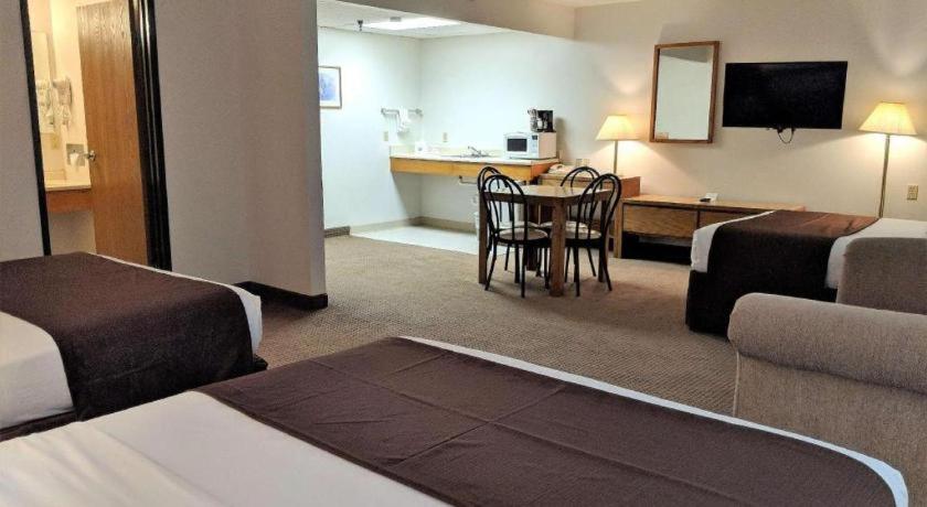 Americas Best Value Inn Torrington Buitenkant foto